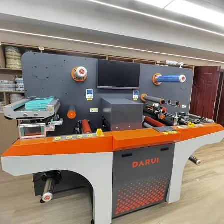 Xinsen Package lanceert nieuwe hoogwaardige digitale printapparatuur en luidt een nieuw tijdperk van op maat gemaakte verpakkingen in.