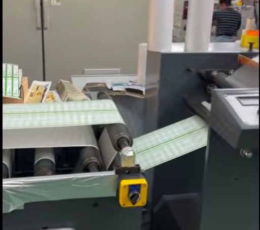 Zorgvuldig vakmanschap en kwaliteitsborging – een kroniek van de productie van zelfklevende etiketten met PS-platen van Xinsen Packaging